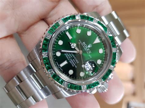 rolex submariner emerald